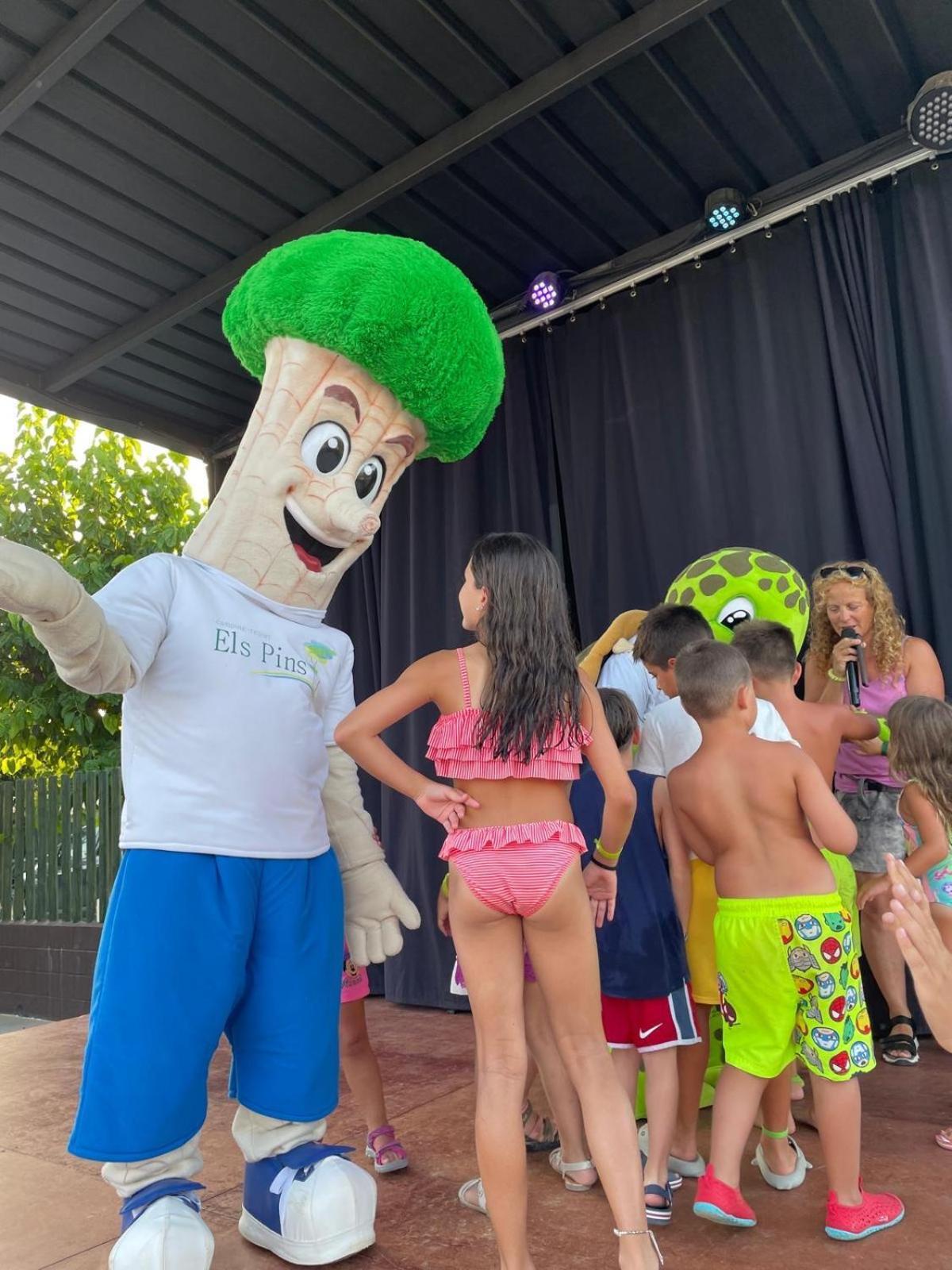 Camping Resort Els Pins Malgrat de Mar Dış mekan fotoğraf
